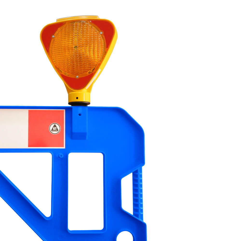 Plastic Barrier With Attachable Warning Light