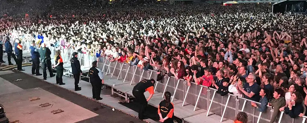 Top Crowd Control Barriers for Events – UAE Safety Guide 2025 – Biri ...