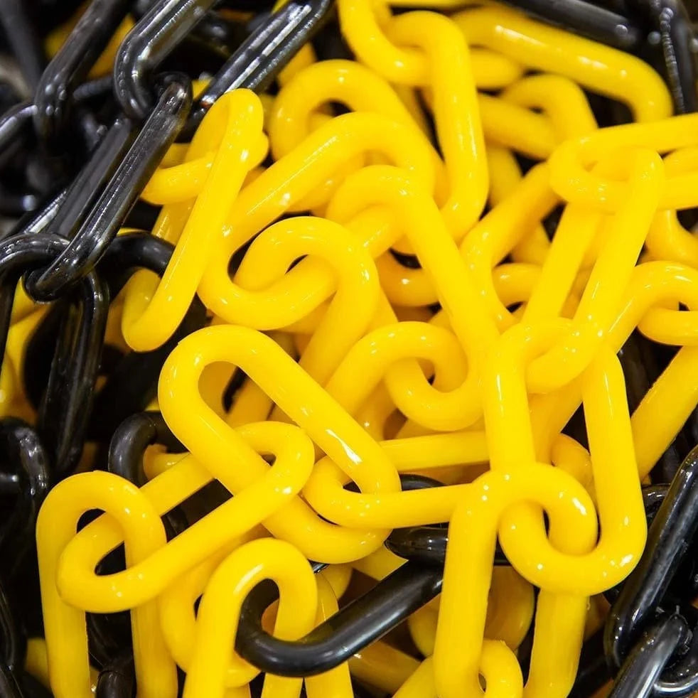 25M Plastic Chain 8mm – Yellow & Black Safety Barrier Chain – Biri Group AE